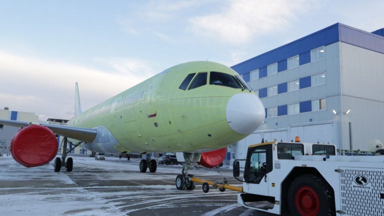 Сборка самолёта МС-21 с отечественным двигателем завершена в Иркутске